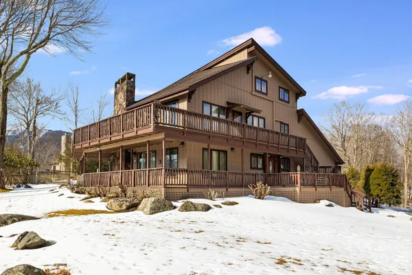 $1,600,000 | 301 Highland Circle, Sugar Mountain, NC 28604