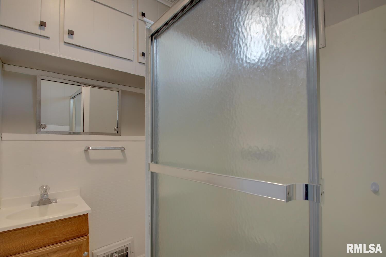 1615 Maple Street Quincy, IL 62301 - Photo 17 of 24