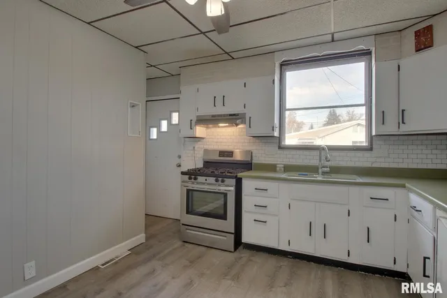 $119,900 | 1615 Maple Street, Quincy, IL 62301