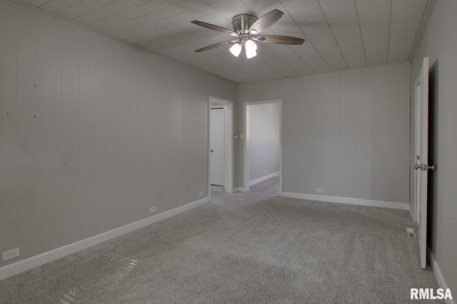 1615 Maple Street Quincy, IL 62301 - Photo 6 of 24