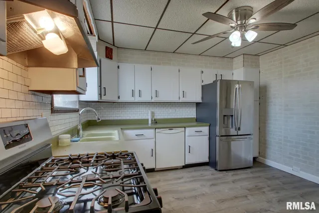 $119,900 | 1615 Maple Street, Quincy, IL 62301