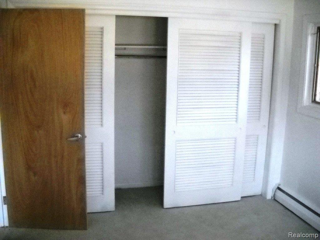 3758 Terrybrook Road West Bloomfield, MI 48322 - Photo 10 of 12 Bedroom 2