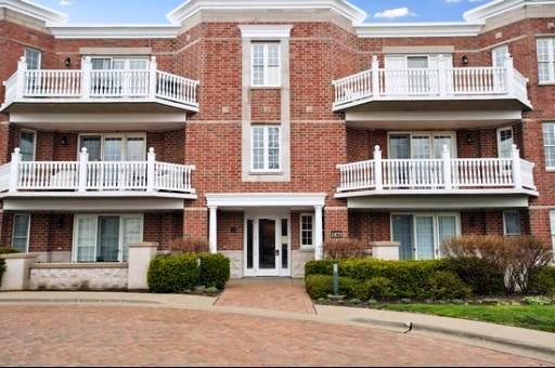 1875 Old Willow Road, Unit 122 Northfield, IL 60093 - Photo 1 of 10