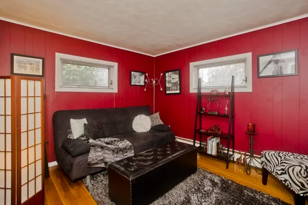 $325,000 | 322 Holcomb Road, Springfield, MA 01118