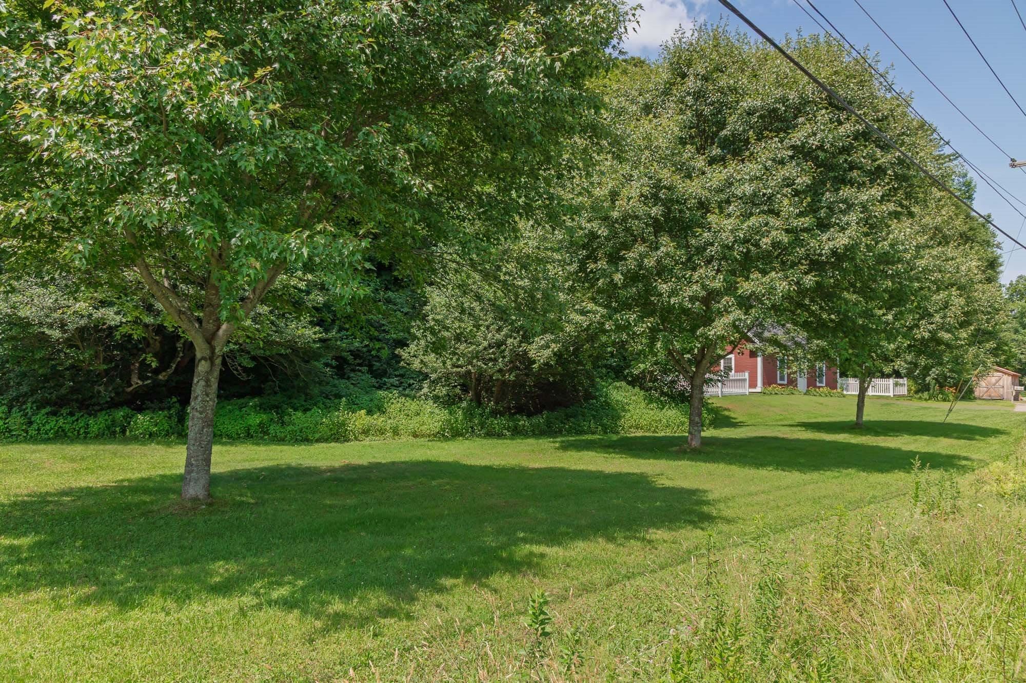 425 Nebraska Valley Road Stowe, VT 05672 - Photo 6 of 23