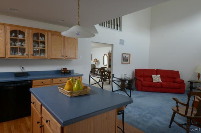 4140 Walter Road Bethlehem, PA 18020 - Photo 2 of 21 a living room with furniture