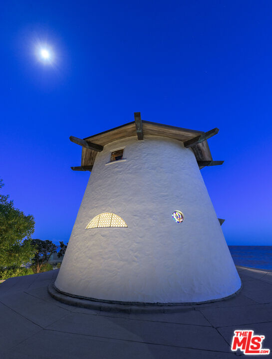 33604 Pacific Coast Highway Malibu, CA 90265 - Photo 46 of 46 a view of outdoor space