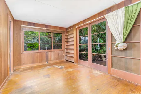 $1,188,000 | 4752 Matsonia Drive, Honolulu, HI 96816