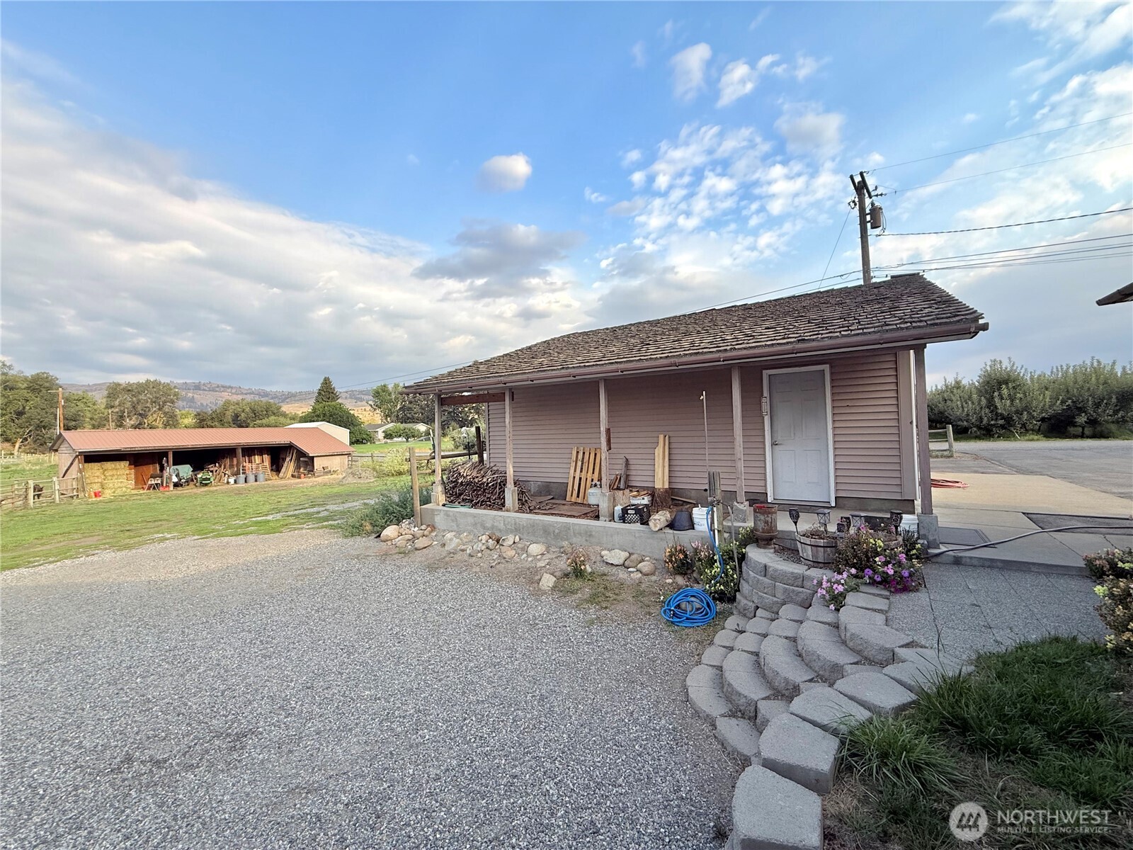 28 Dixon Road Omak, WA 98841 - Photo 9 of 39 Gallery Image 9