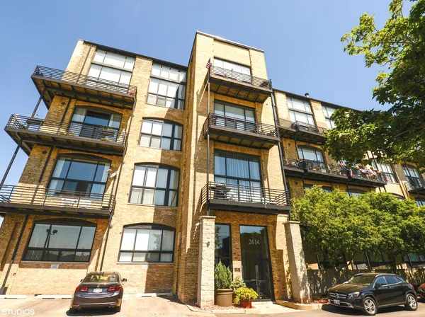 $1,975 | 2614 North Clybourn Avenue, Unit 310, Chicago, IL 60614