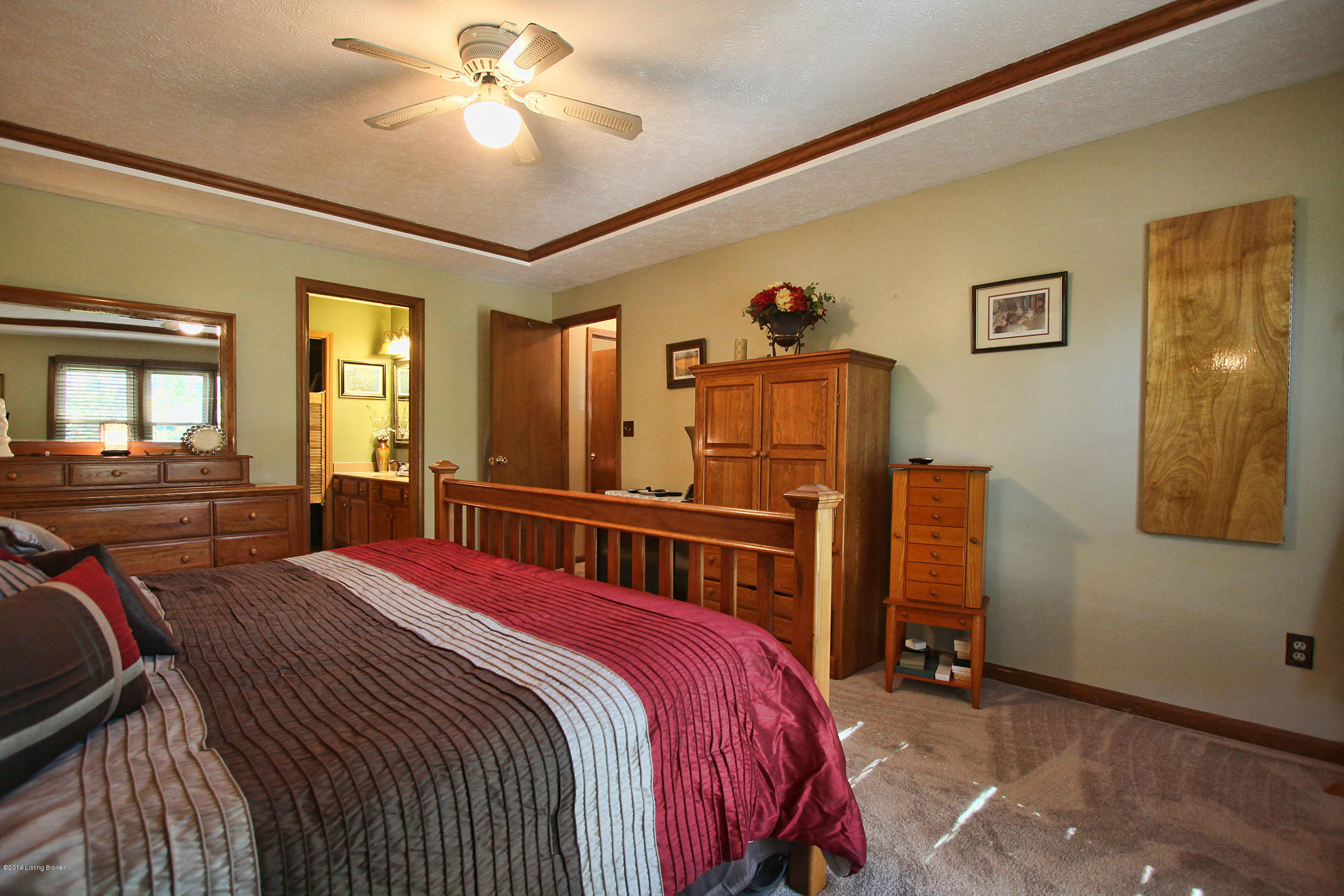 7110 Field Ridge Louisville, KY 40291 - Photo 13 of 34 7110-Fieldridge-Ct-42