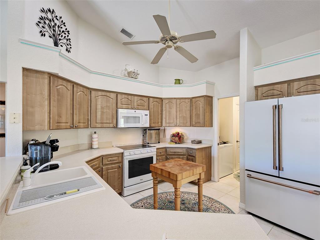 77 Medalist Road Rotonda West, FL 33947 - Photo 28 of 81