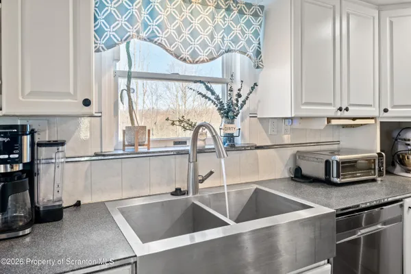 $395,000 | 18059 Highway 706, Montrose, PA 18801