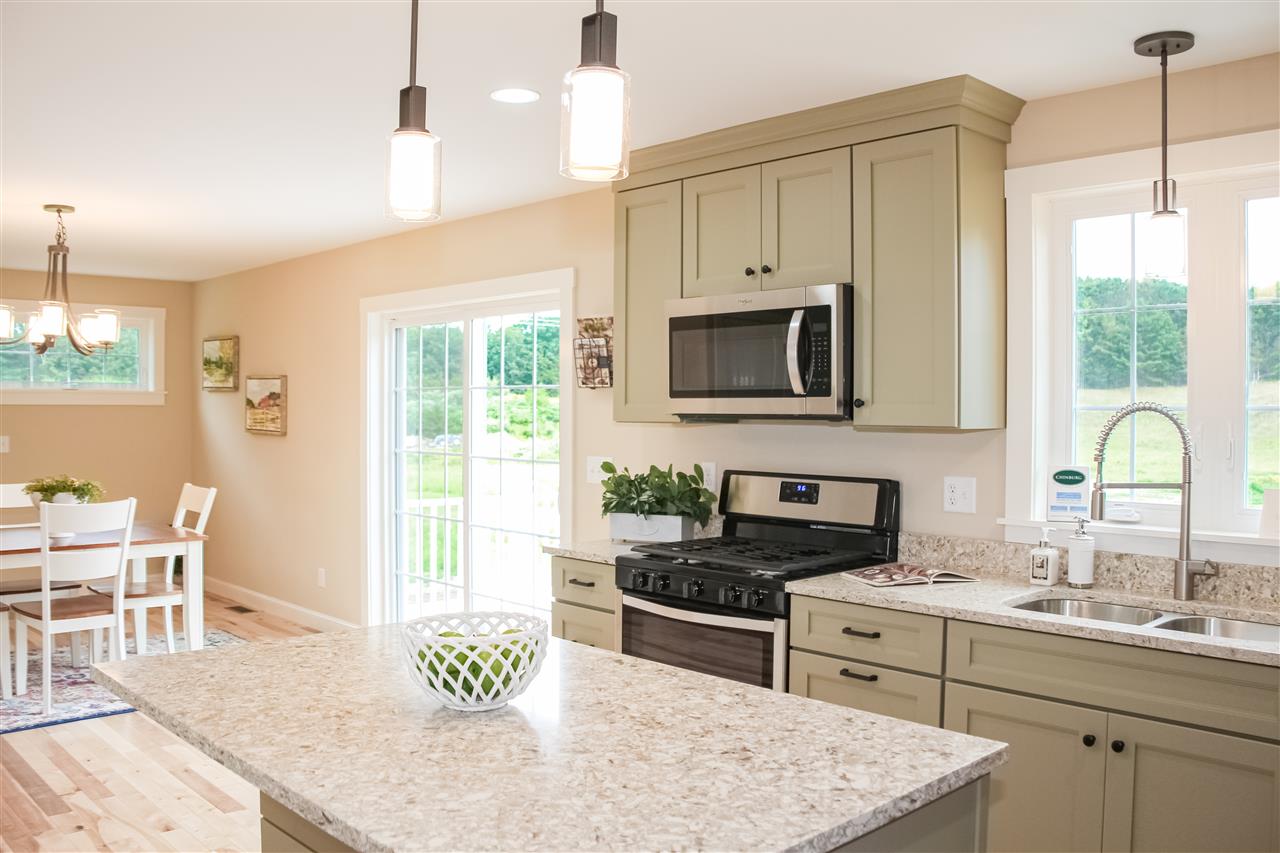 17 Lovering Road, Unit 11 North Hampton, NH 03862 - Photo 3 of 39