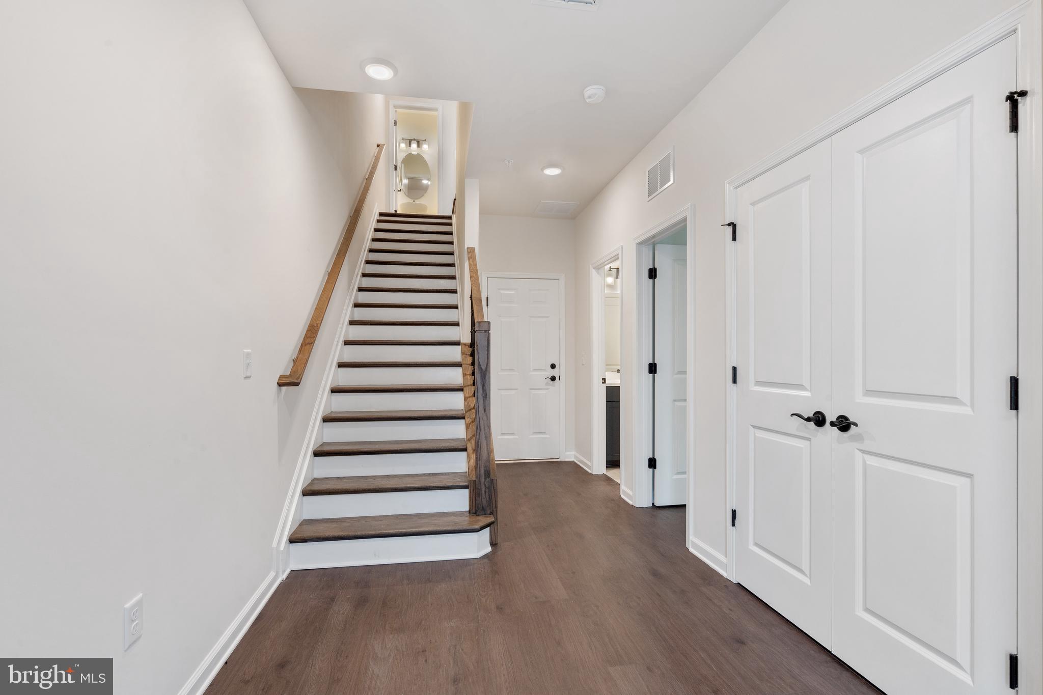 1504 Nash Avenue Princeton, NJ 08540 - Photo 11 of 34