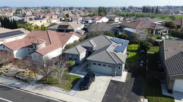 $649,900 | 1110 Clearwater Creek Boulevard, Manteca, CA 95336