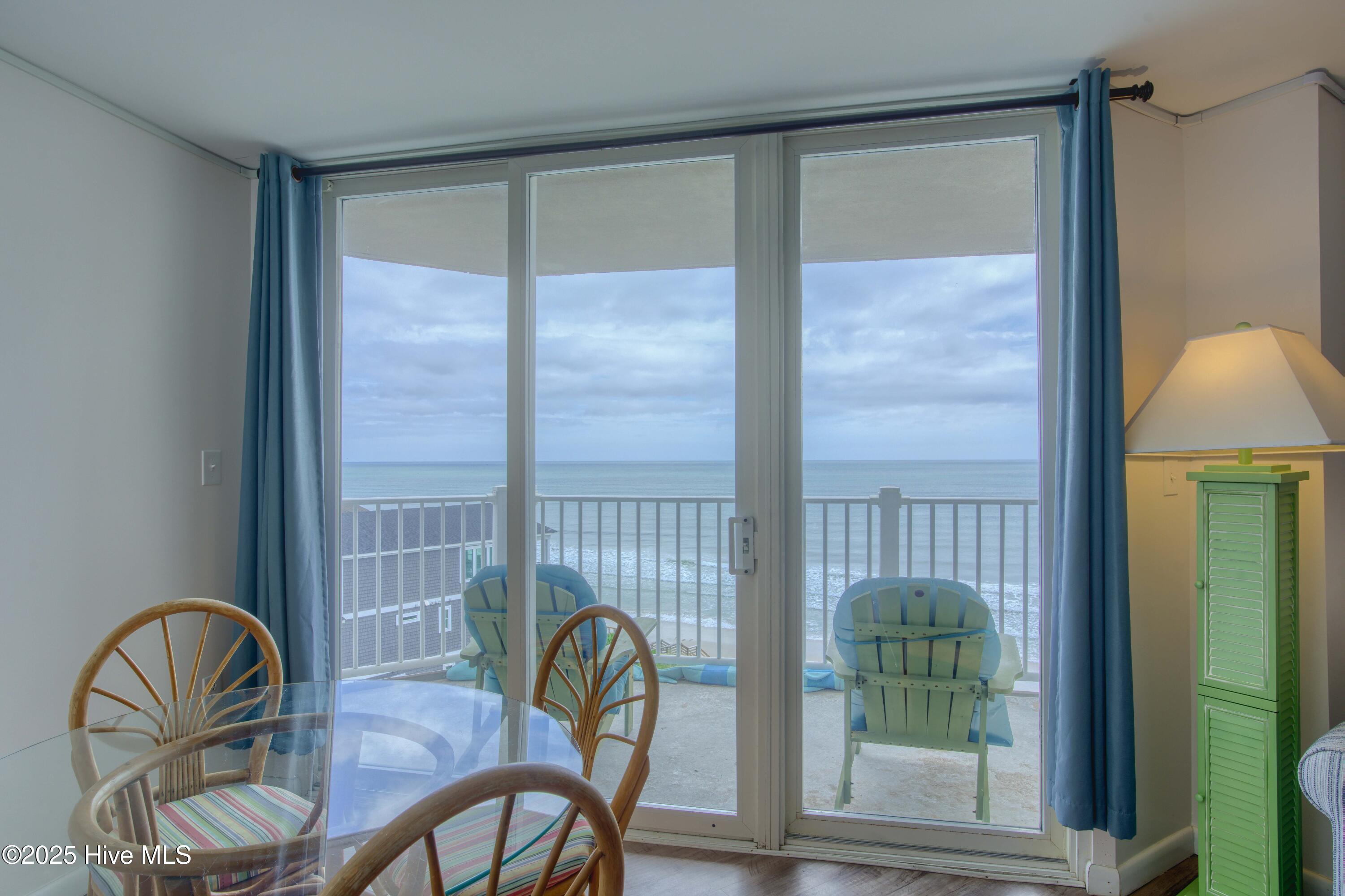 2000 New River Inlet Road, Unit 3510 North Topsail Beach, NC 28460 - Photo 10 of 26 3510 St. Regis - Interiors - Edited_13