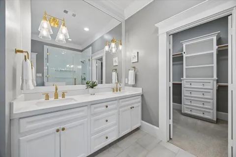 $1,085,000 | 621 West 15th Street, Houston, TX 77008