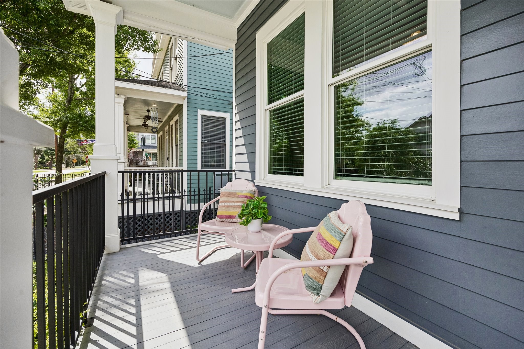 621 West 15th Street Houston, TX 77008 - Photo 35 of 37 Inviting front porch is the perfect space to sit and enjoy all that Heights living has to offer.