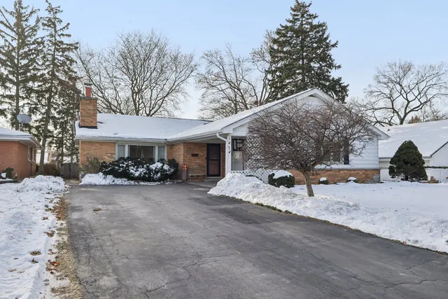 $550,000 | 147 Chicago Avenue, Clarendon Hills, IL 60514