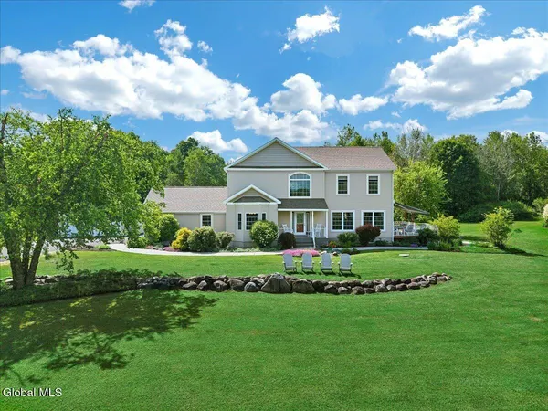 $1,500,000 | 672 Lakeview Road, Broadalbin, NY 12025