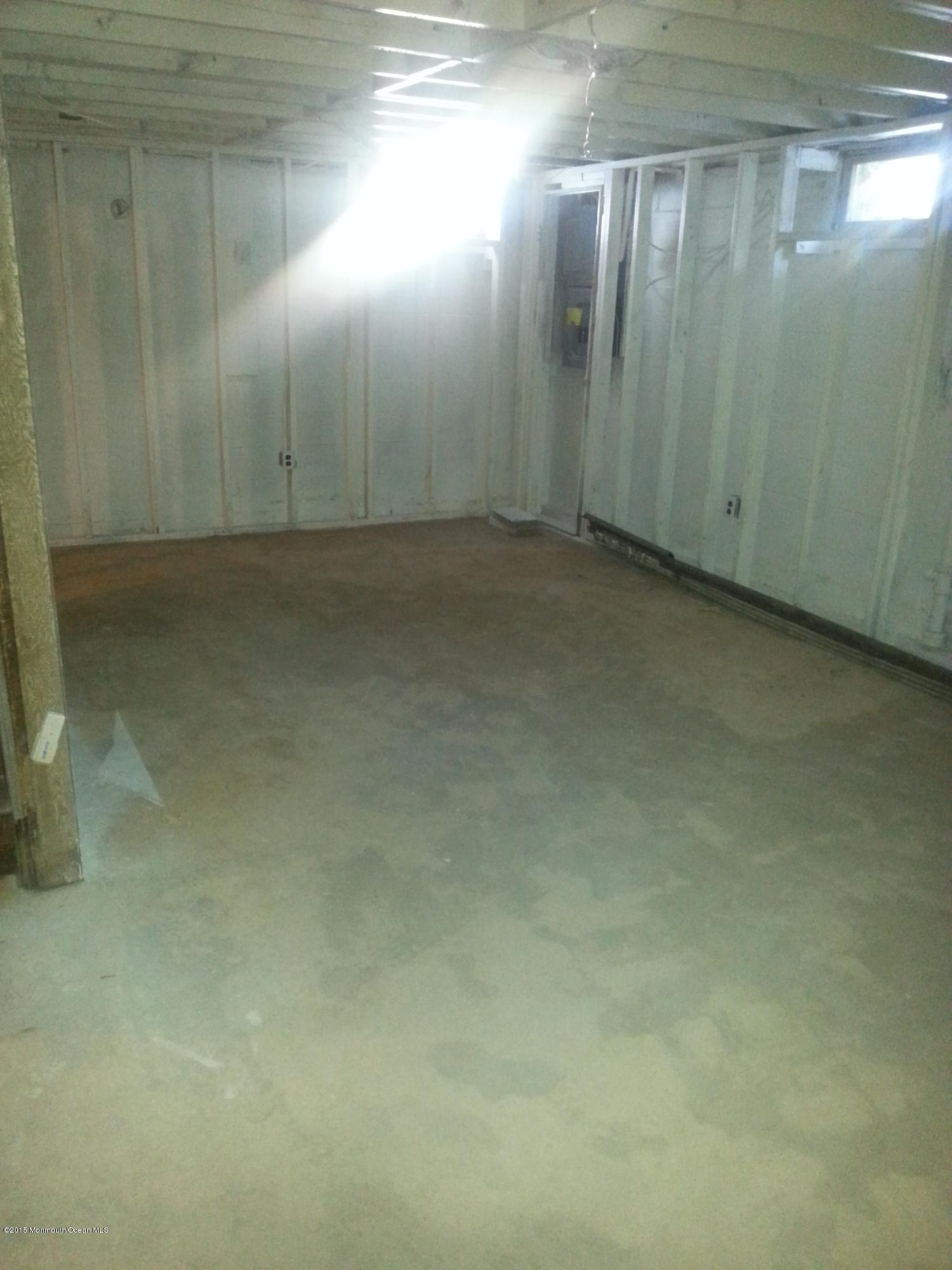 294 Highway 36 Highlands, NJ 07732 - Photo 6 of 19 20150220_153123