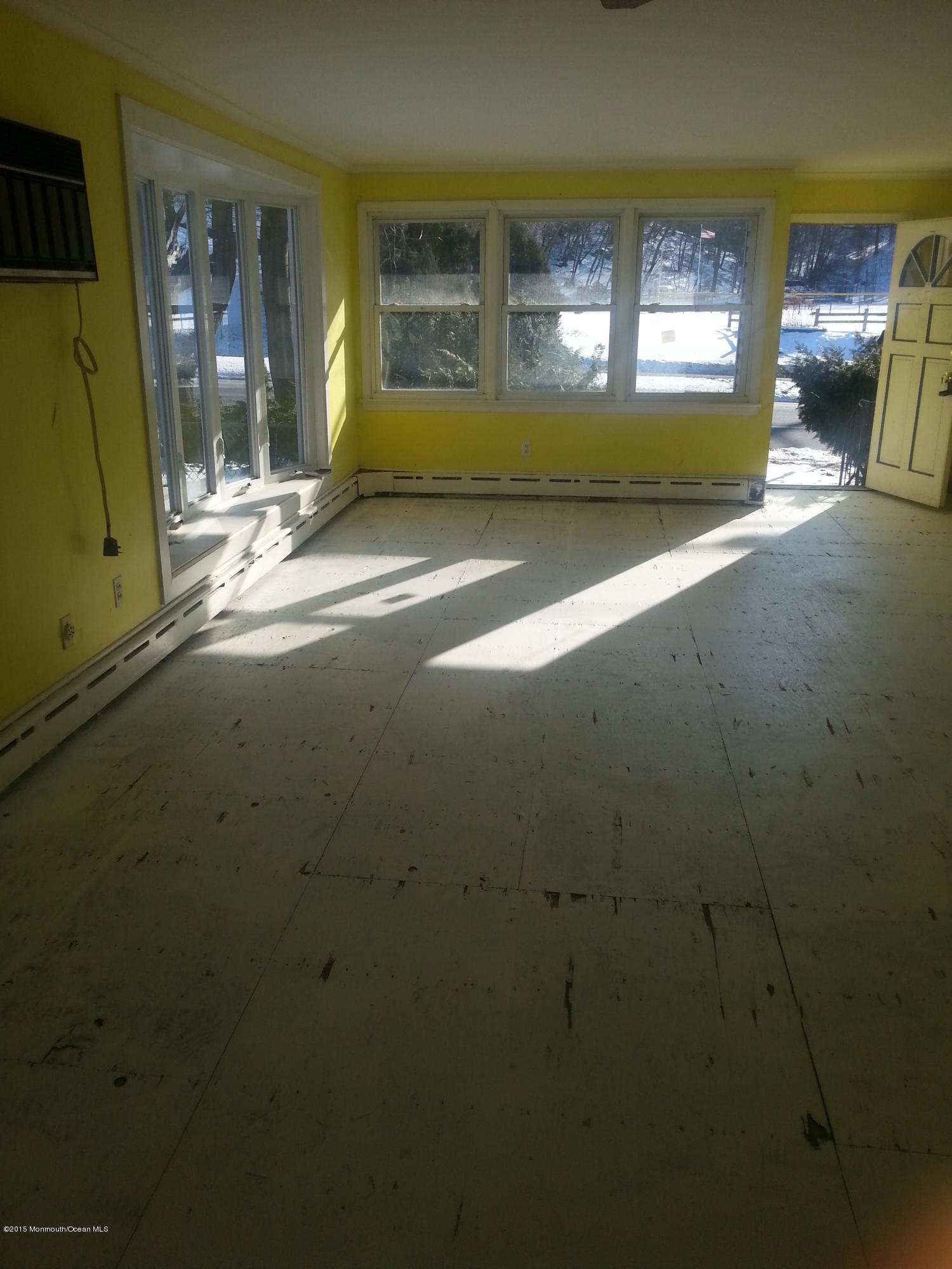 294 Highway 36 Highlands, NJ 07732 - Photo 9 of 19 20150220_153234