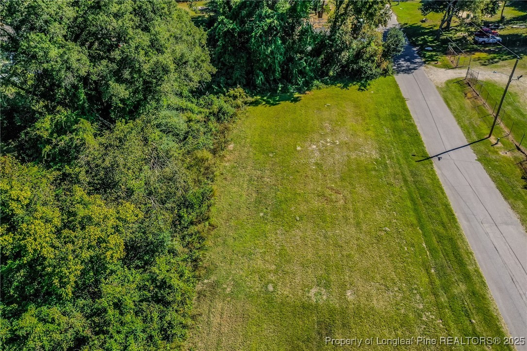 9th Street Lumberton, NC 28358 - Photo 17 of 17 a view of a yard