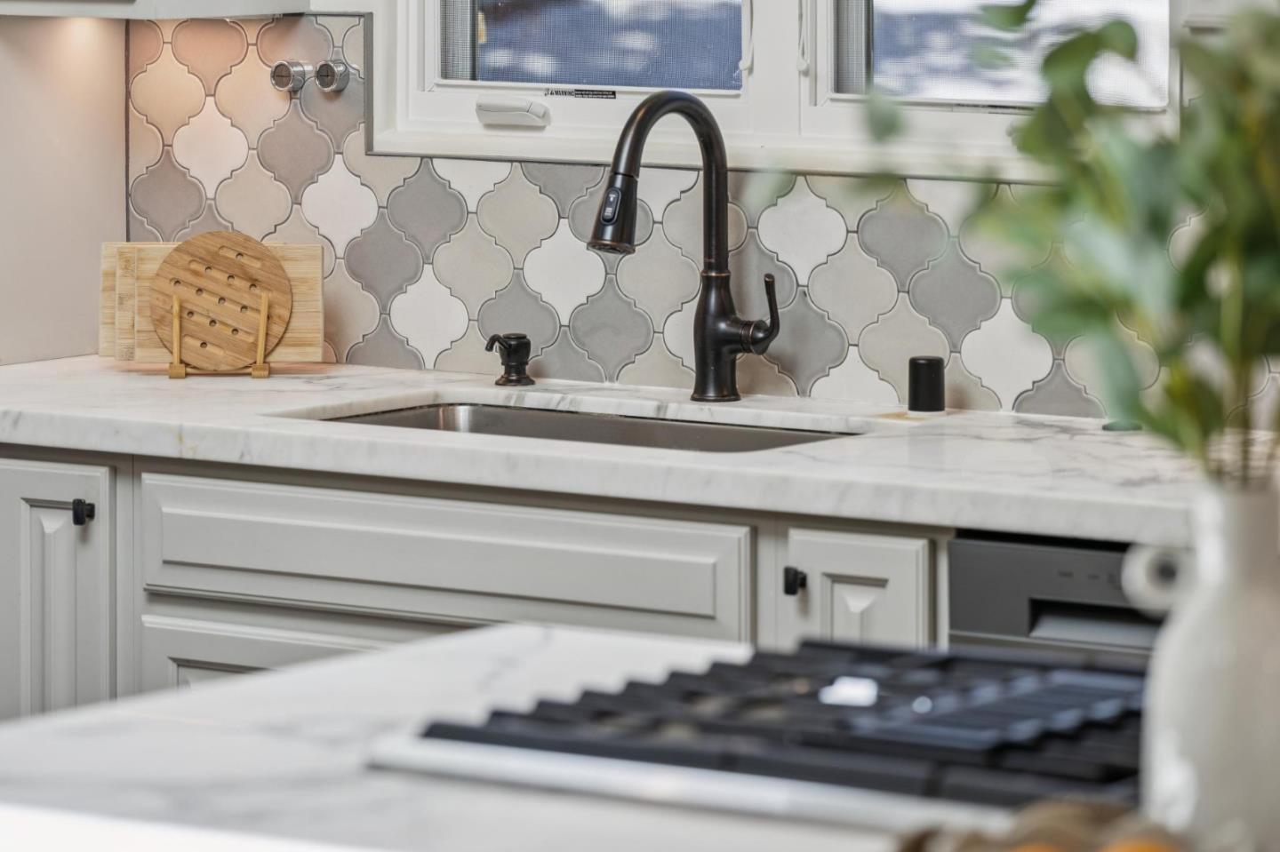 830 Monte Rosa Drive Menlo Park, CA 94025 - Photo 13 of 57