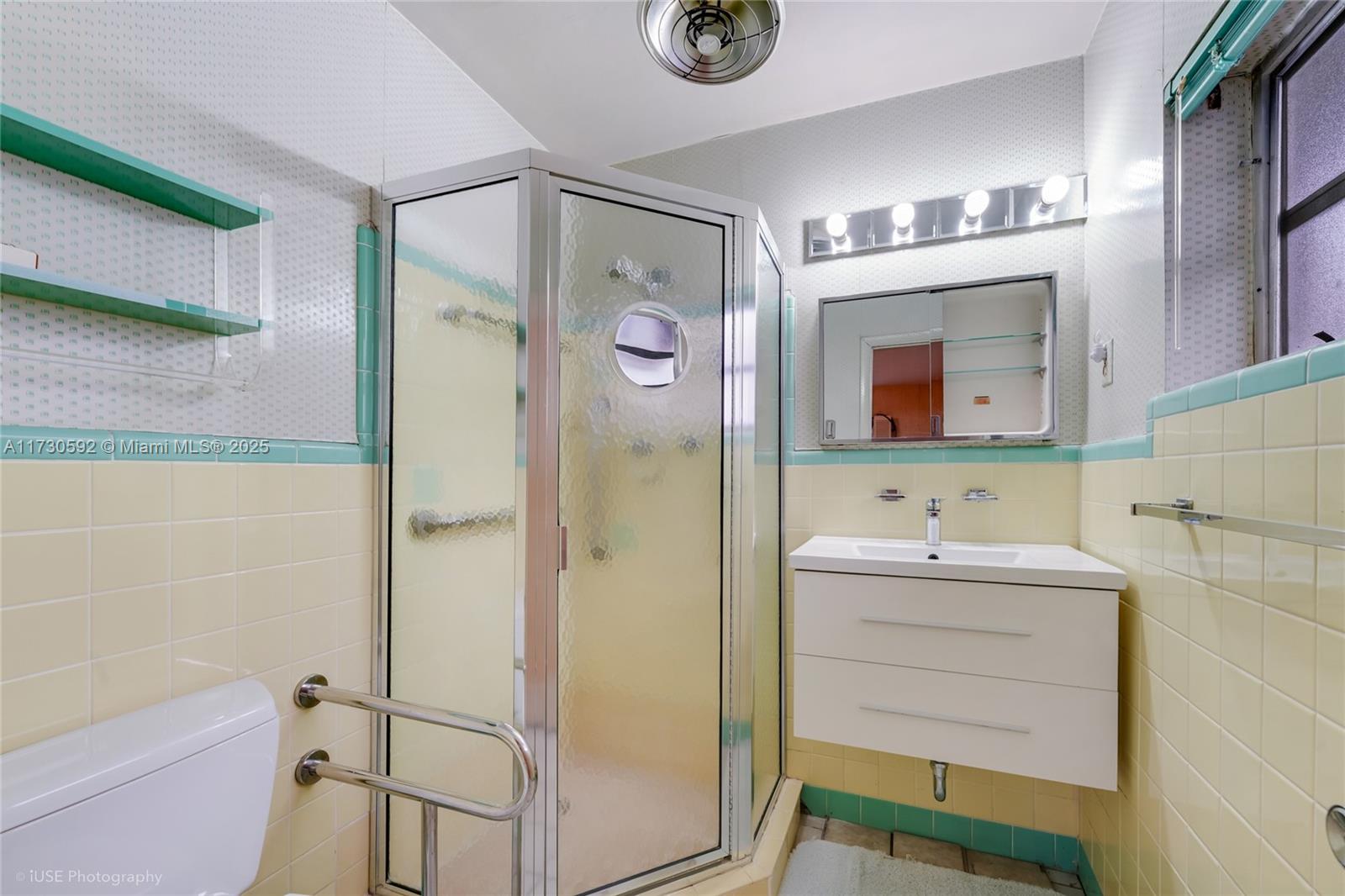 2345 Southwest 23rd Terrace Miami, FL 33145 - Photo 13 of 18