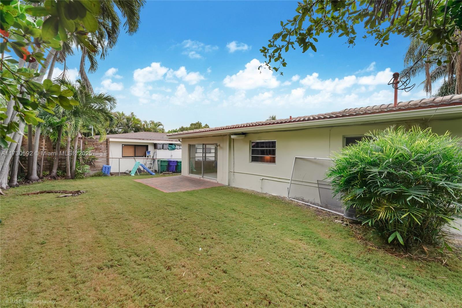 2345 Southwest 23rd Terrace Miami, FL 33145 - Photo 18 of 18