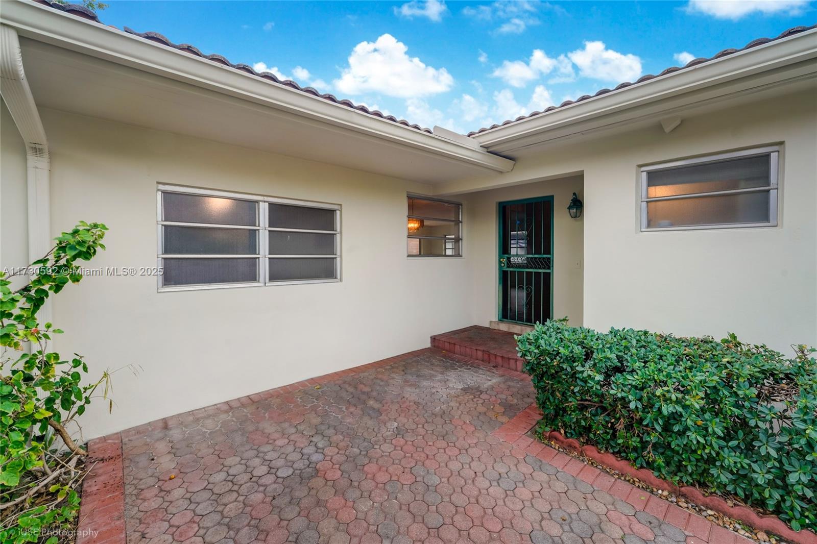 2345 Southwest 23rd Terrace Miami, FL 33145 - Photo 2 of 18 Front Entry