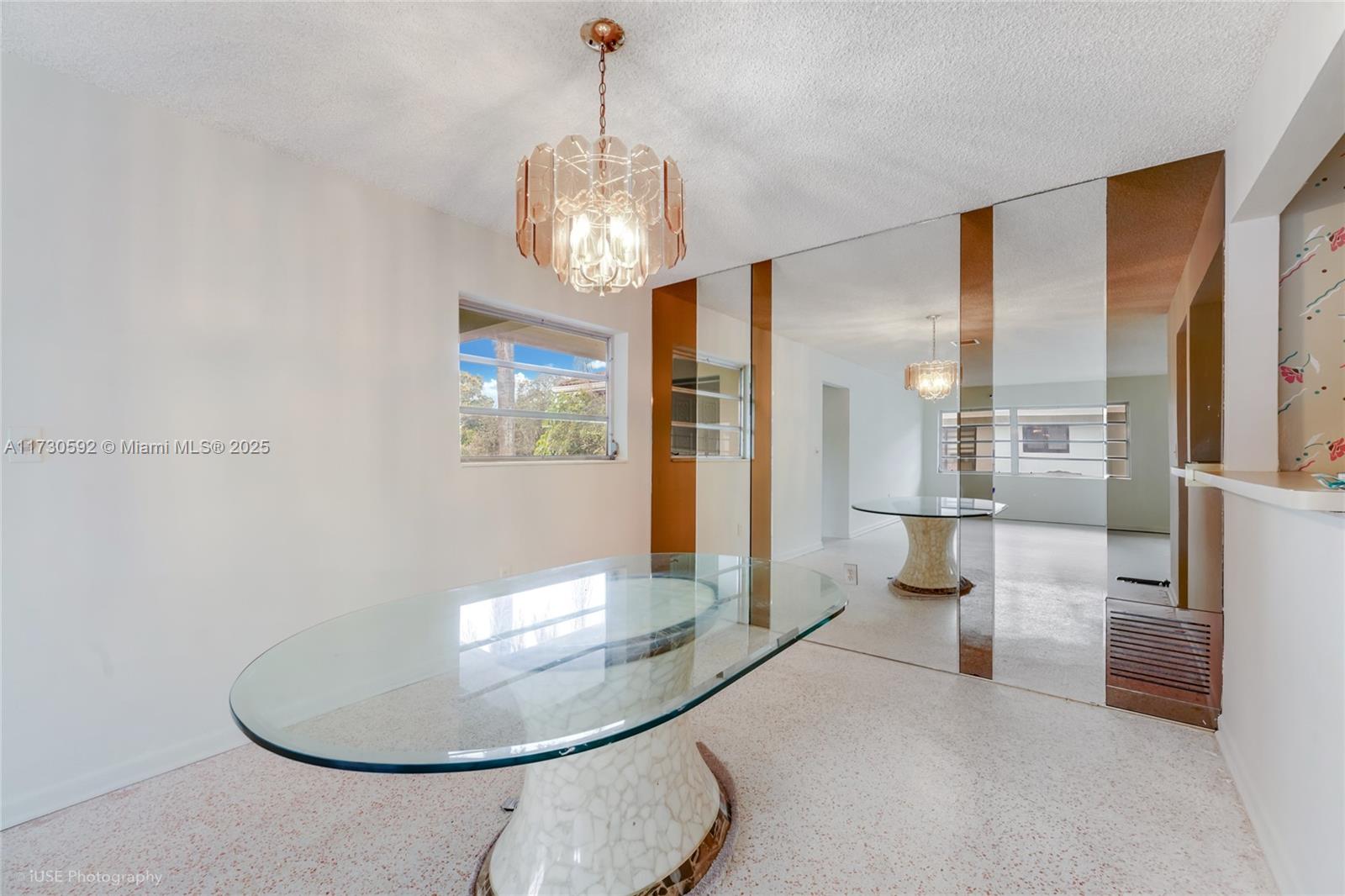 2345 Southwest 23rd Terrace Miami, FL 33145 - Photo 5 of 18 Dining Area