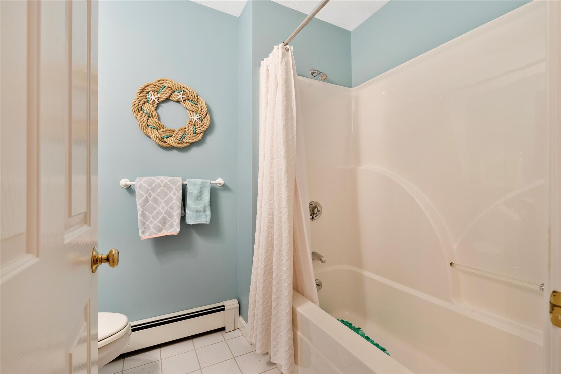 9 Coach Lane Sandwich, MA 02563 - Photo 19 of 47 9 Coach Ln (123)