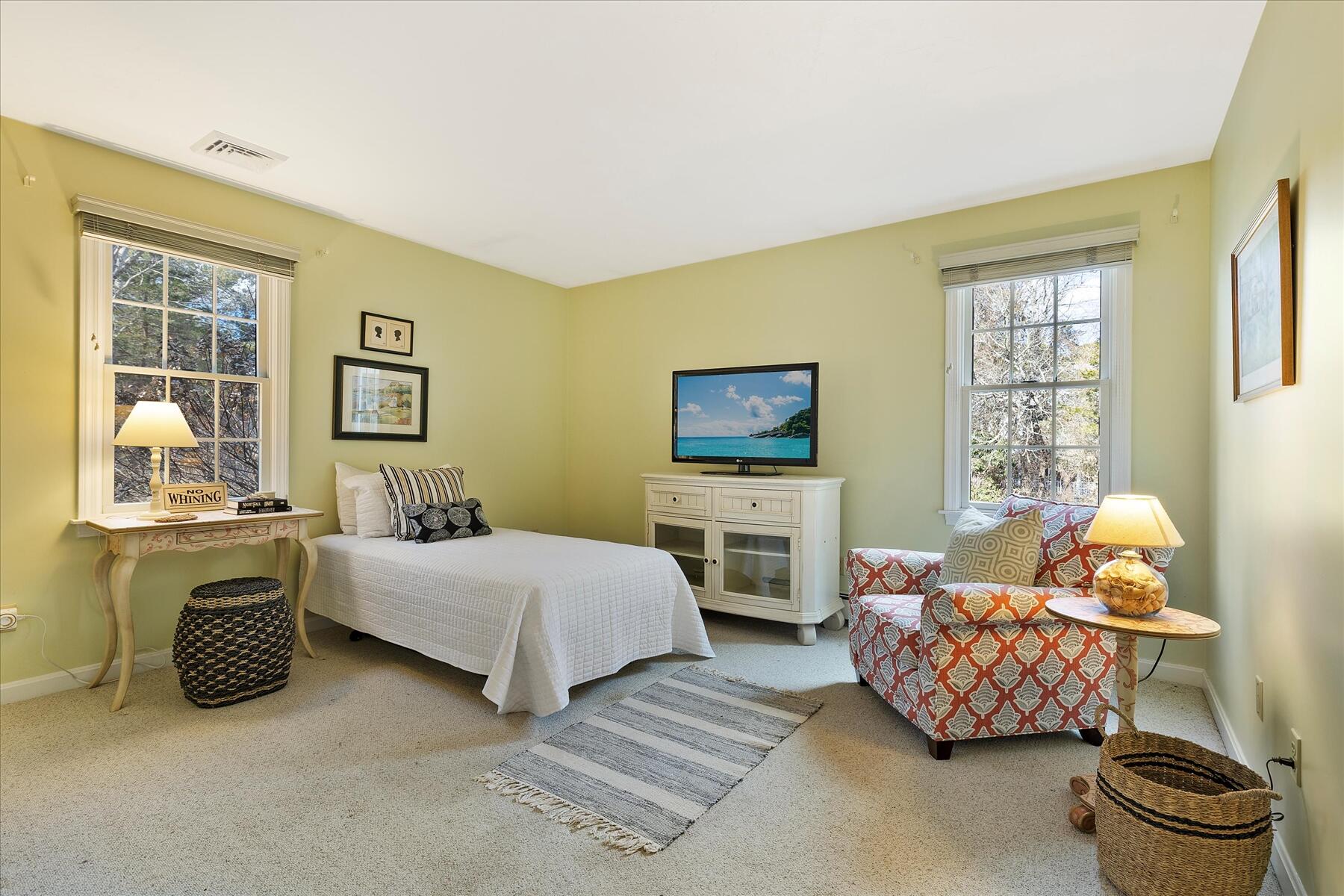 9 Coach Lane Sandwich, MA 02563 - Photo 21 of 47 9 Coach Ln (125)