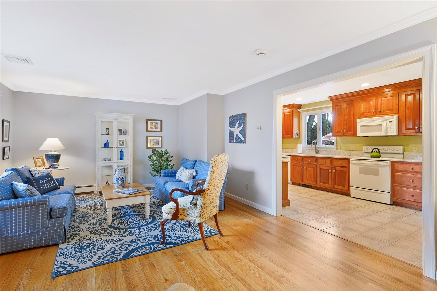 9 Coach Lane Sandwich, MA 02563 - Photo 25 of 47 9 Coach Ln (129)