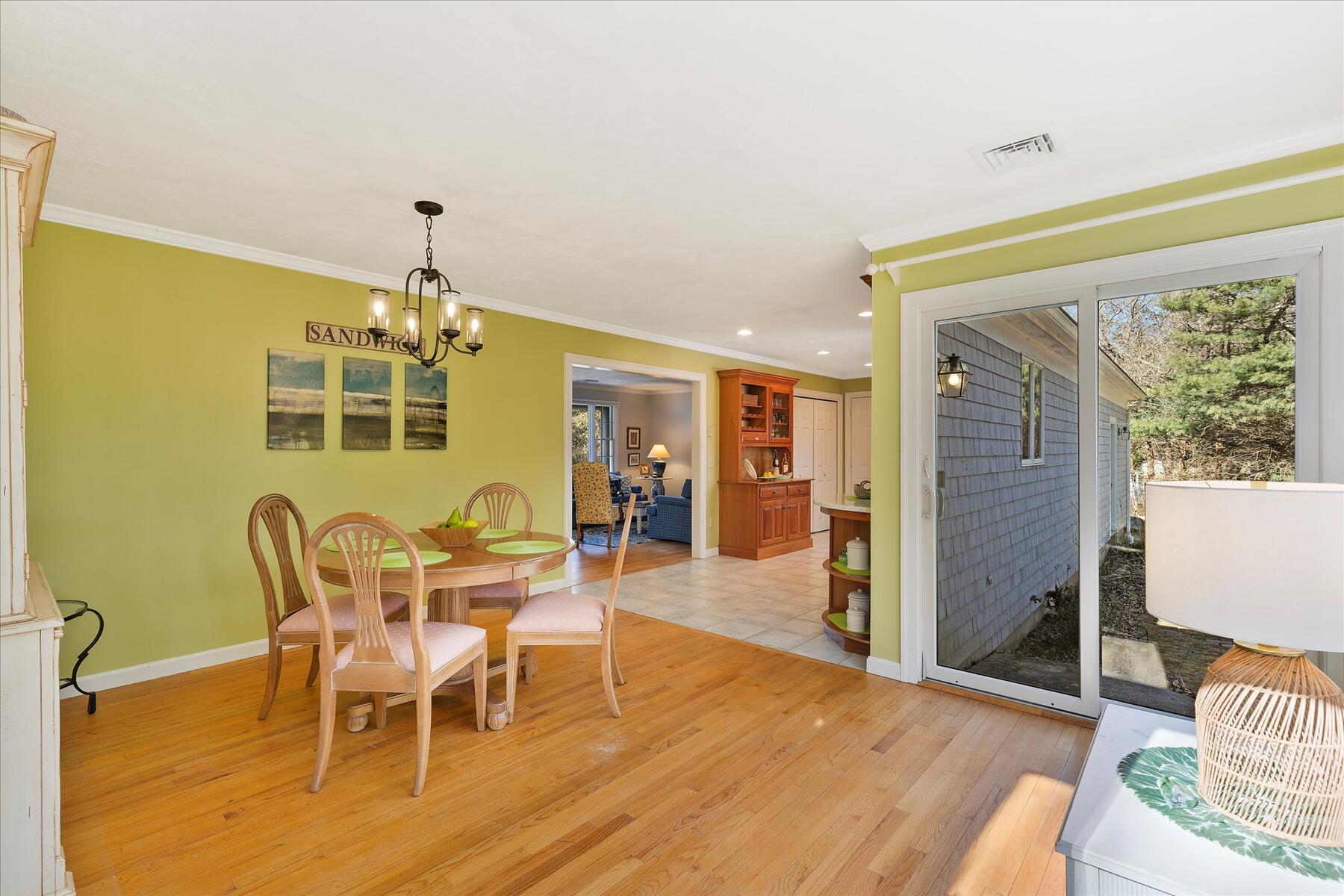 9 Coach Lane Sandwich, MA 02563 - Photo 32 of 47 9 Coach Ln (136)