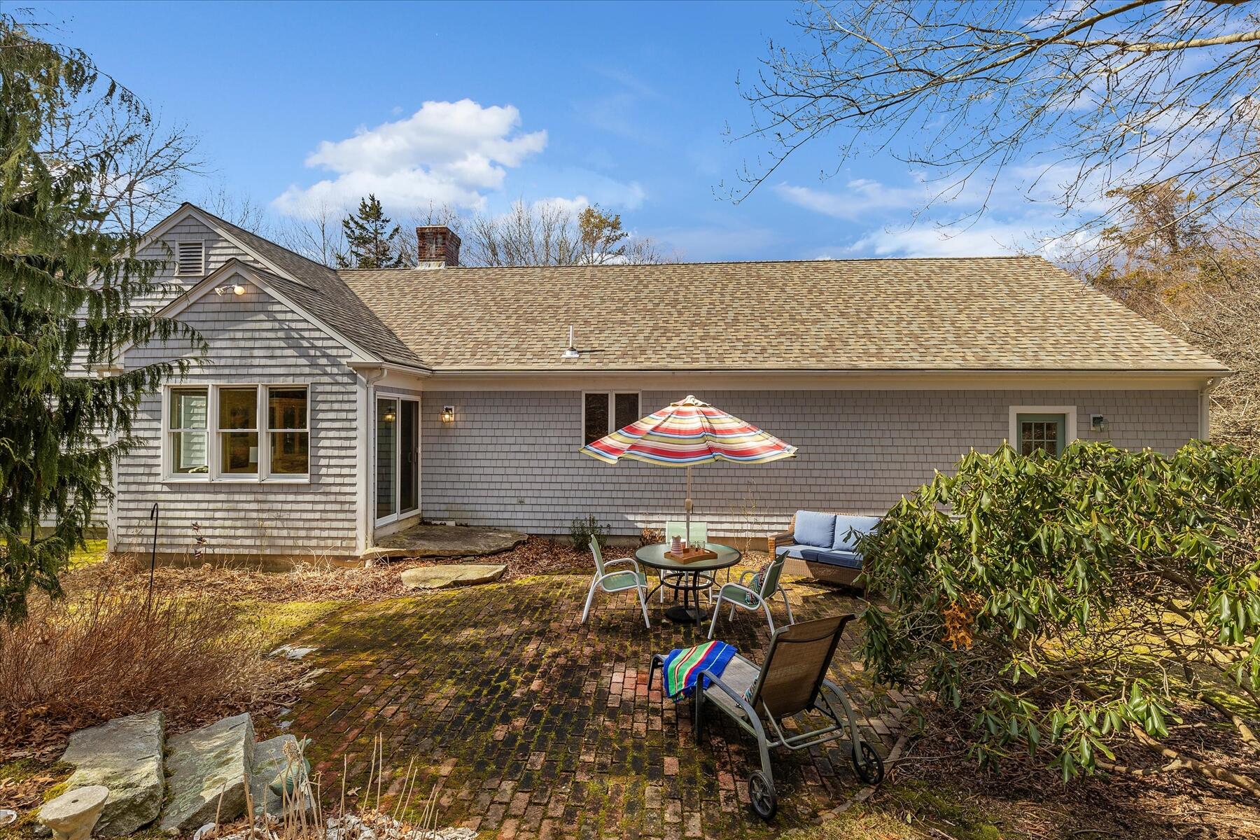 9 Coach Lane Sandwich, MA 02563 - Photo 35 of 47 9 Coach Ln (103)