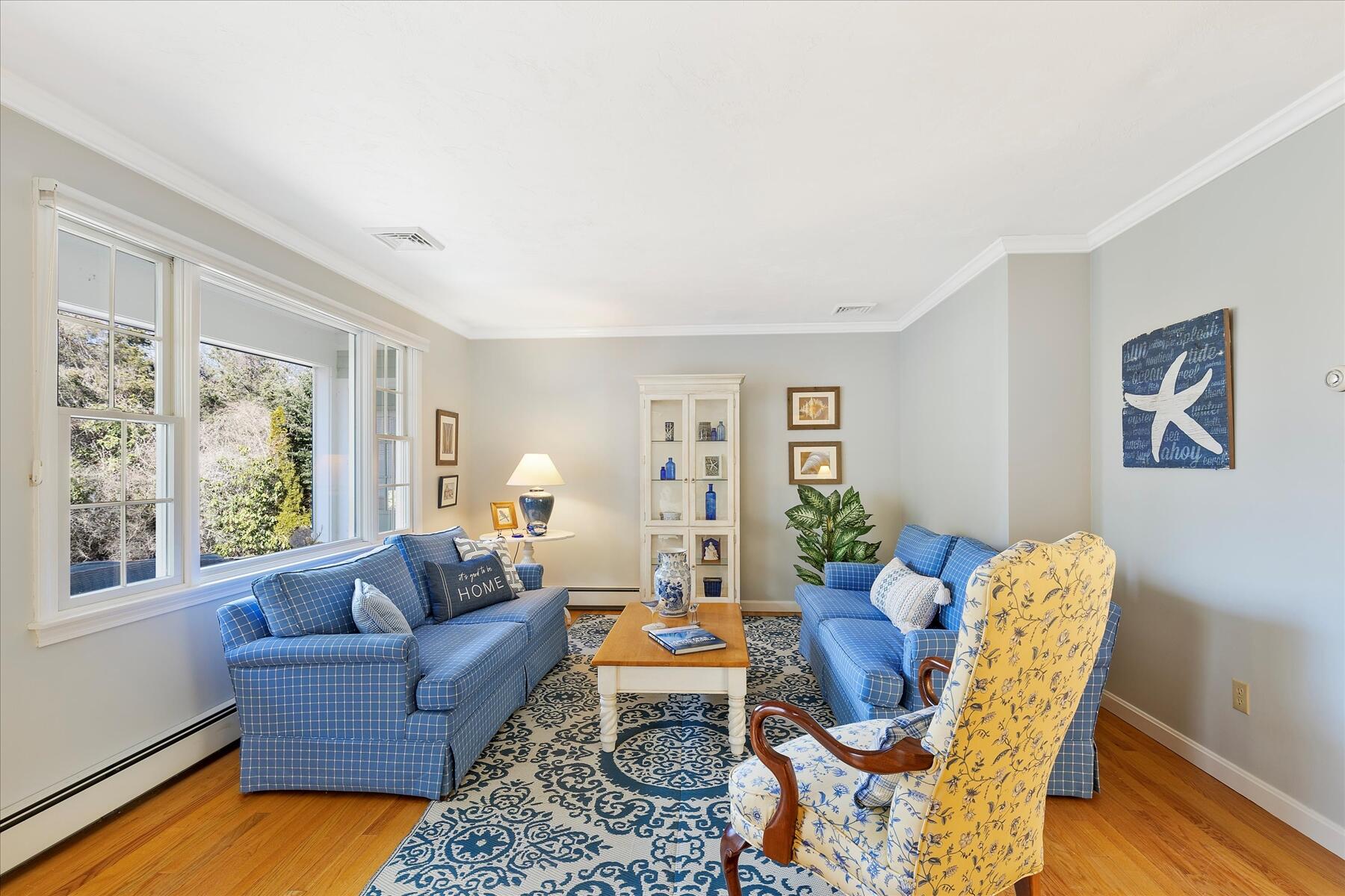 9 Coach Lane Sandwich, MA 02563 - Photo 5 of 47 9 Coach Ln (110)