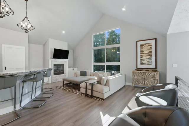 $450,000 | 809 West Lincoln Boulevard, Spokane, WA 99224