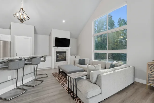 $450,000 | 809 West Lincoln Boulevard, Spokane, WA 99224