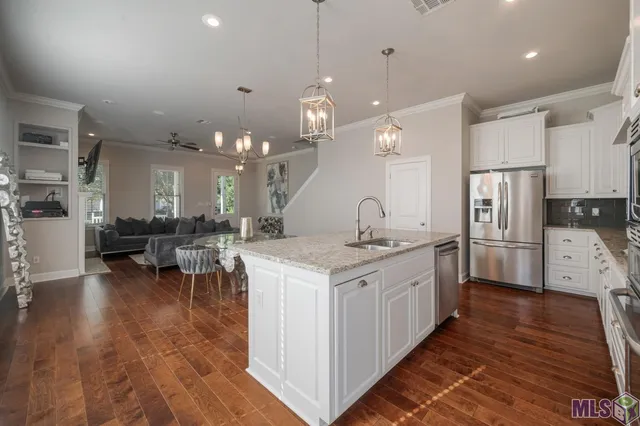 $344,000 | 1267 Americana Boulevard, Zachary, LA 70791