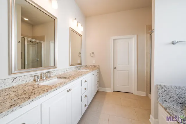 $344,000 | 1267 Americana Boulevard, Zachary, LA 70791