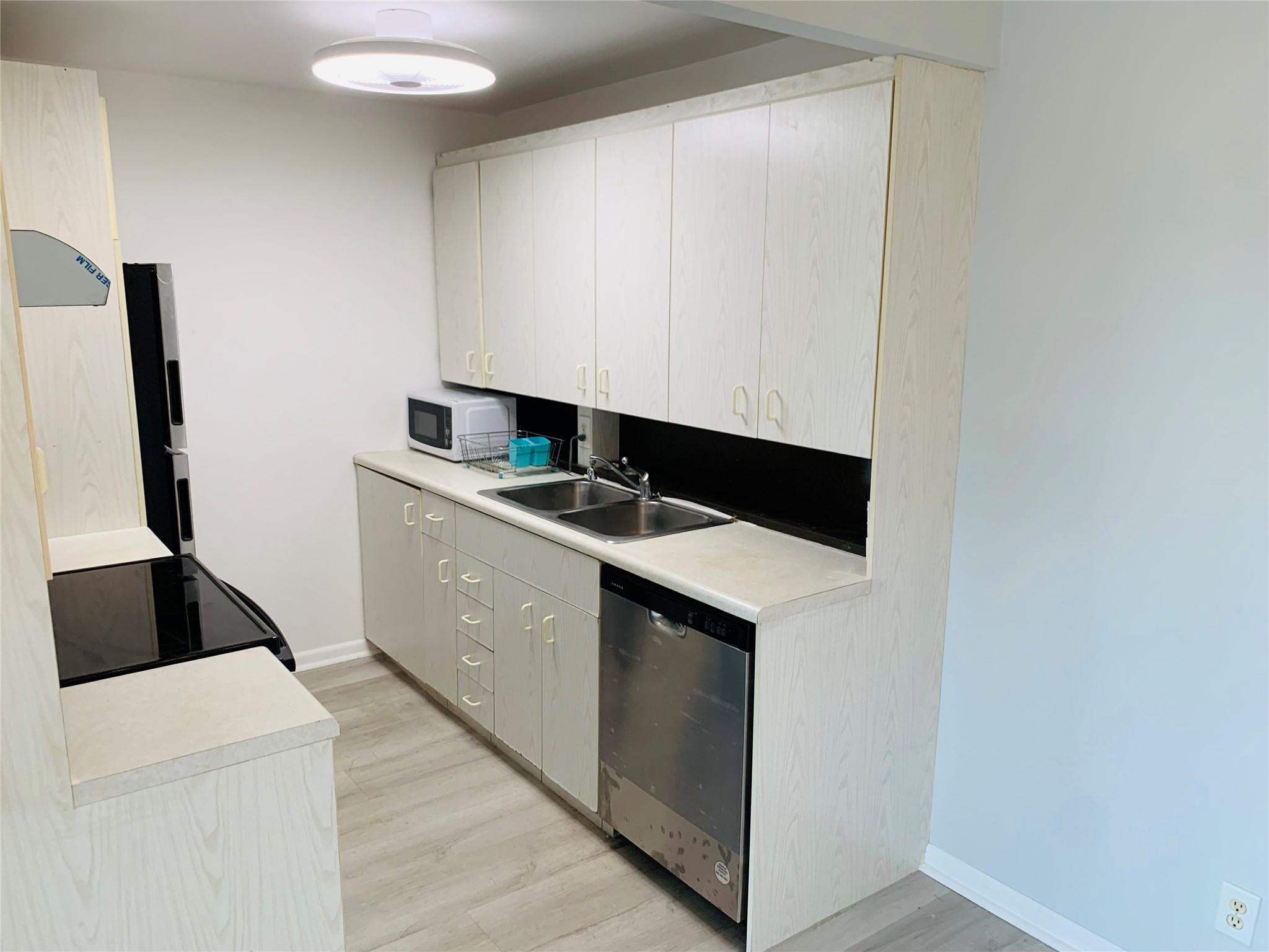 4088 Cornwall East, Unit 4088 Boca Raton, FL 33434 - Photo 11 of 26 Photo 11