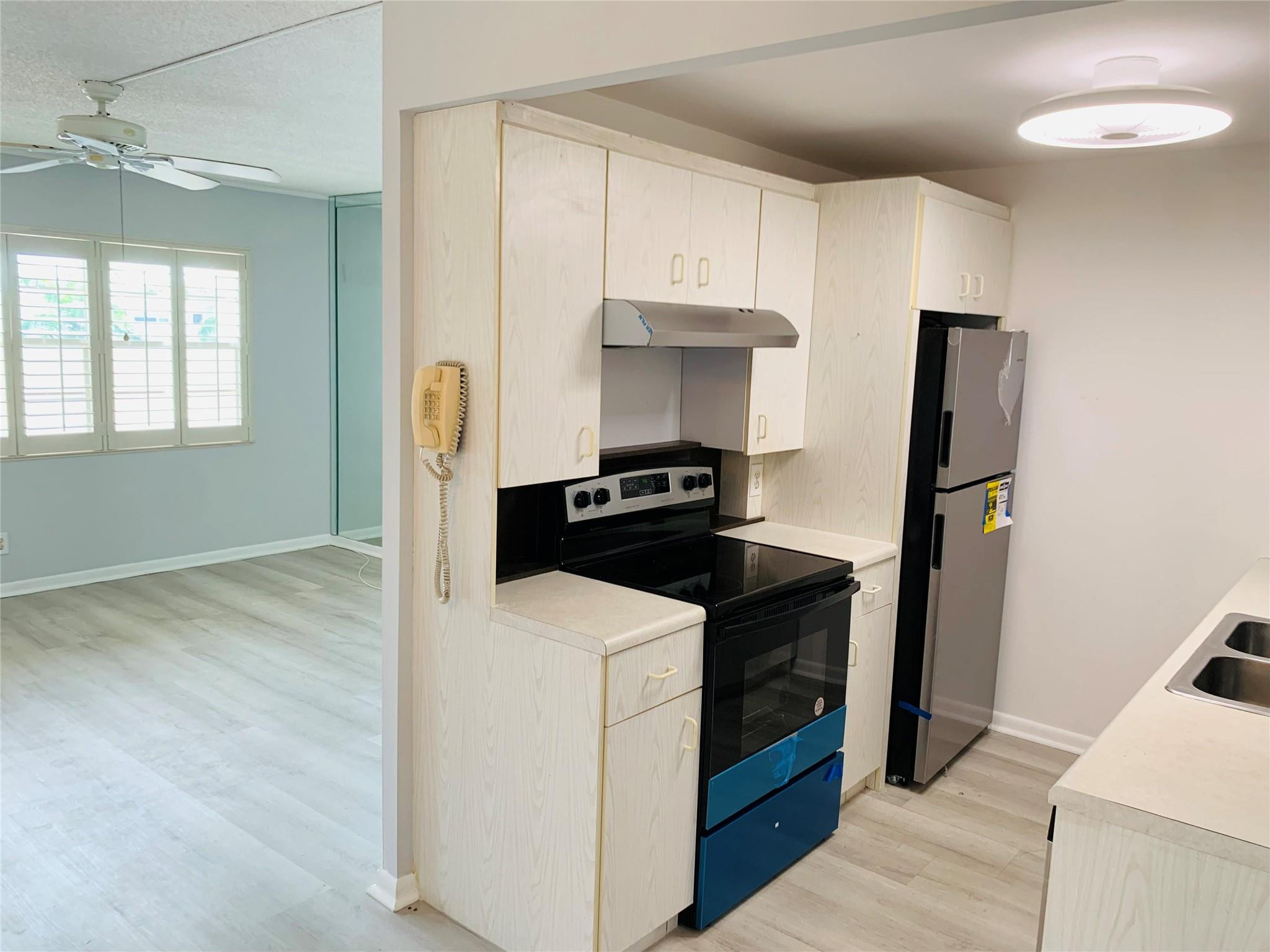 4088 Cornwall East, Unit 4088 Boca Raton, FL 33434 - Photo 10 of 26 Photo 10