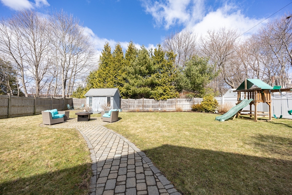 2 Sunset Road Salem, MA 01970 - Photo 5 of 27