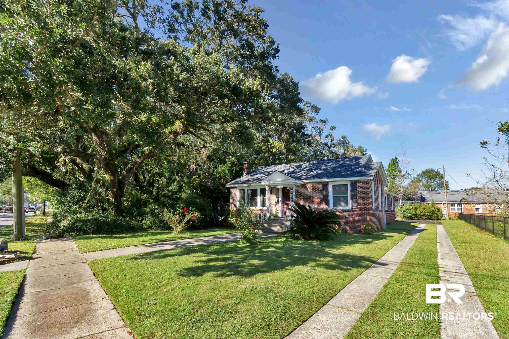 2608 Spring Hill Avenue Mobile, AL 36607 - Photo 30 of 36