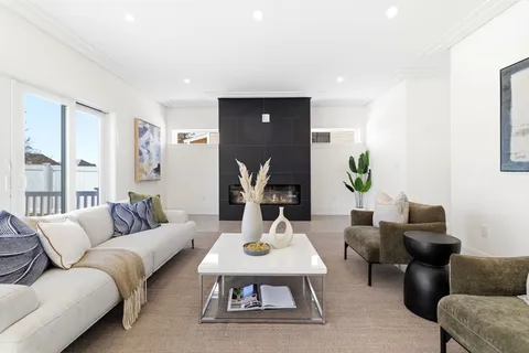 $2,249,000 | 22 Mount Zion Road, Melrose, MA 02176