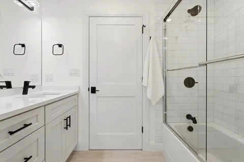 $2,249,000 | 22 Mount Zion Road, Melrose, MA 02176