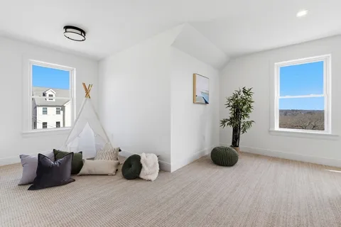 $2,249,000 | 22 Mount Zion Road, Melrose, MA 02176